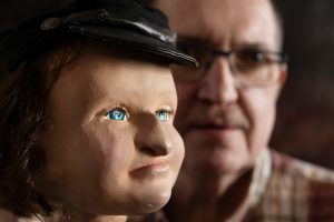 Dockteaterdockan och Jyrki.