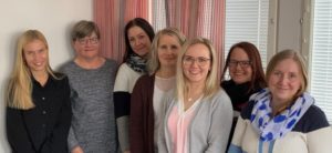 Riitta Timonen ja Siun soten hankeporukka.