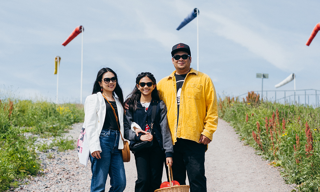 Allen and Kathleen Damasco and their daughter Ylisha enjoying a day out. 